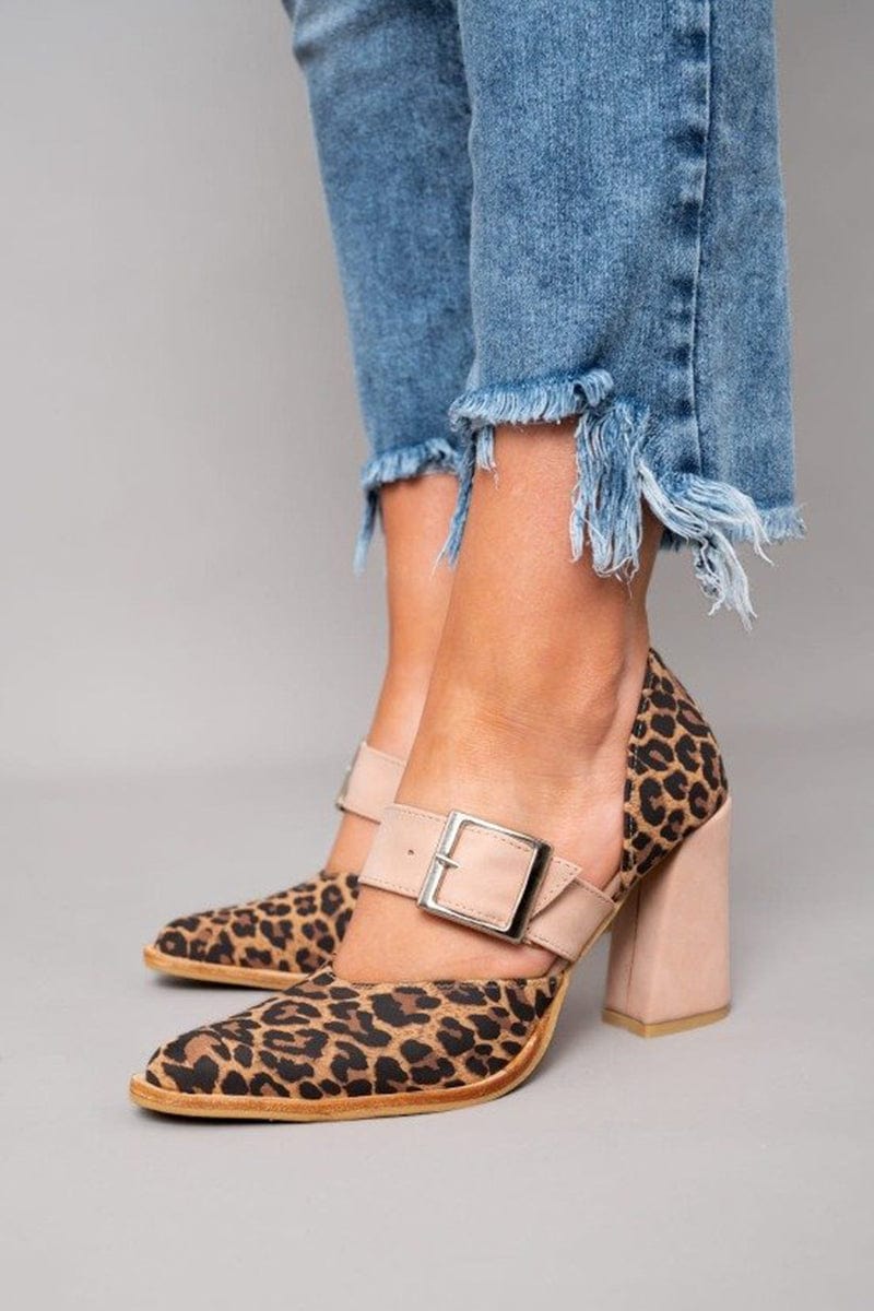 Ilvara | Zapato de Tacón de Bloque con Estampado de Leopardo Audaz