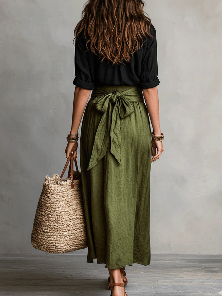 River | Conjunto de Dos Piezas Top Negro y Falda Midi Verde Oliva